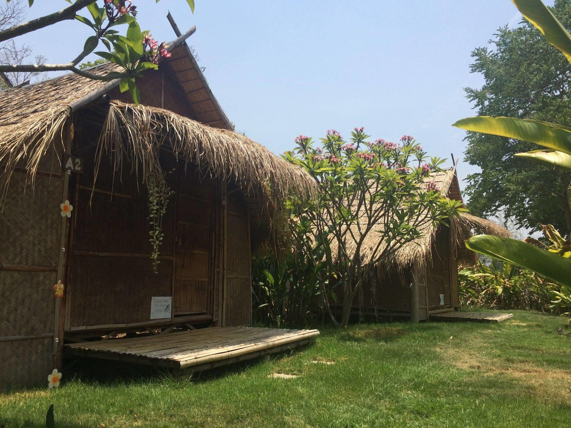 Pai Bamboo Hut Hotel Exterior foto